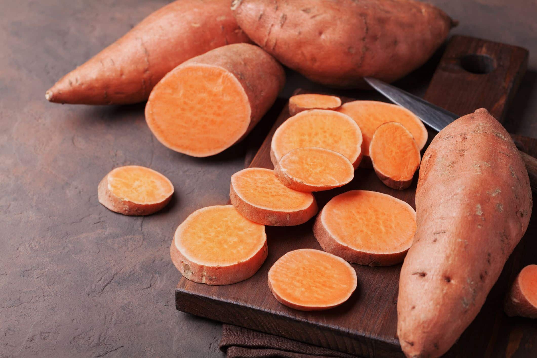 Sweet Potato Has 1000x More Vitamin A Than White Potato And Is a Natural  Painkiller!